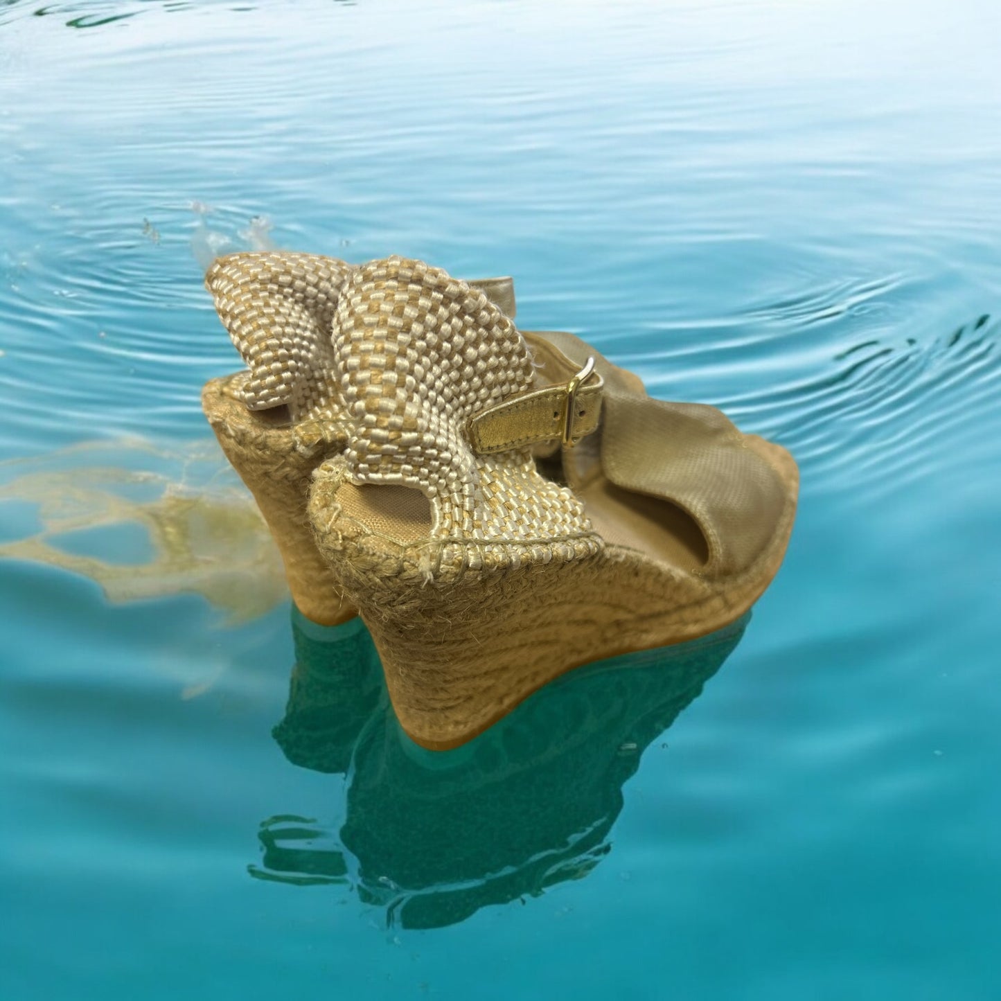 B.C. Sandalen mit Keilabsatz Damen gold Gr. 36